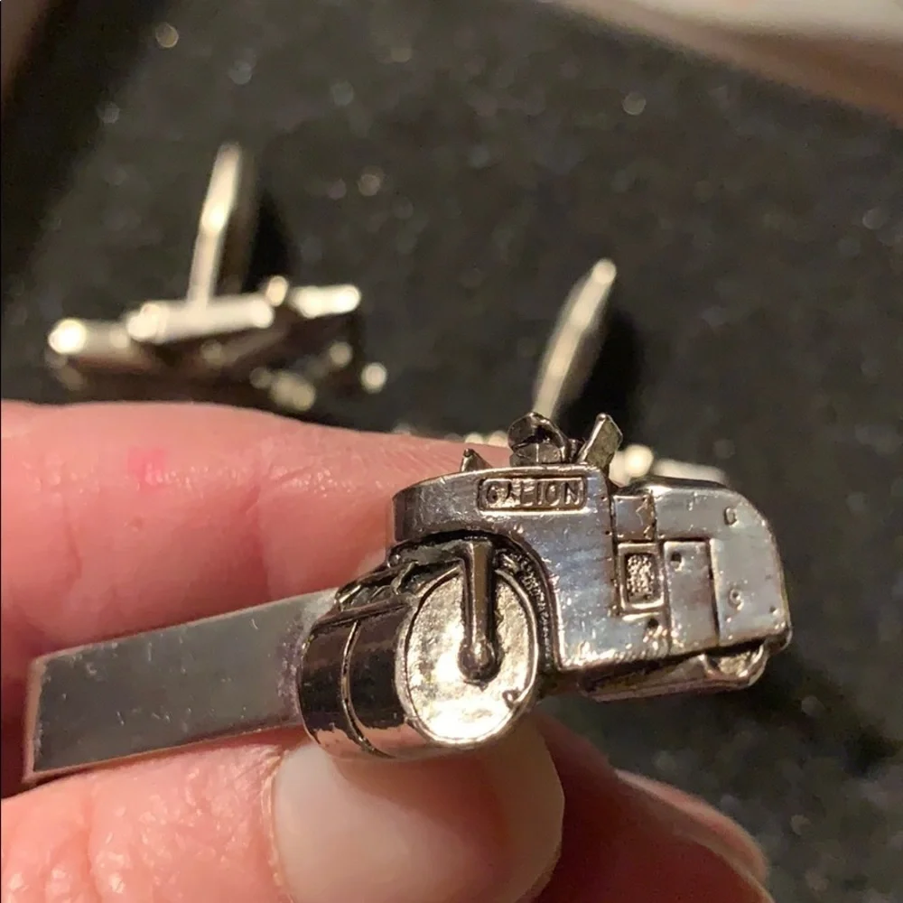 Vintage “Anderson Loader” Cuff Links & Tie Clip